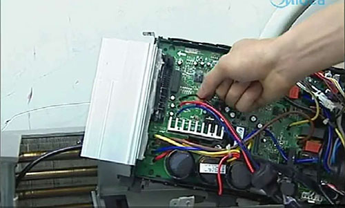 张掖市美的空调电话是多少